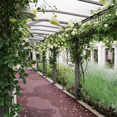 Hotell Relais Roncuzzi