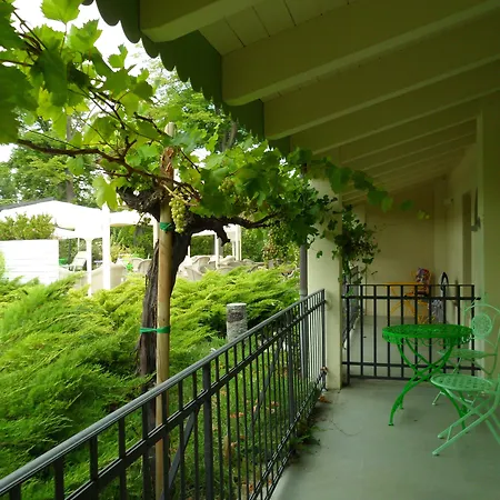 Relais Roncuzzi 4* San Pancrazio (Florence)