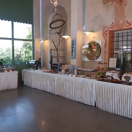 Relais Roncuzzi Hotel