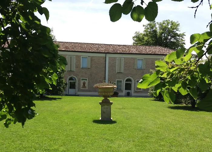 Relais Roncuzzi 4*