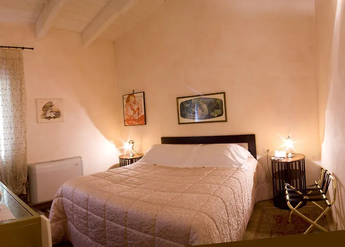 Relais Roncuzzi Hotell