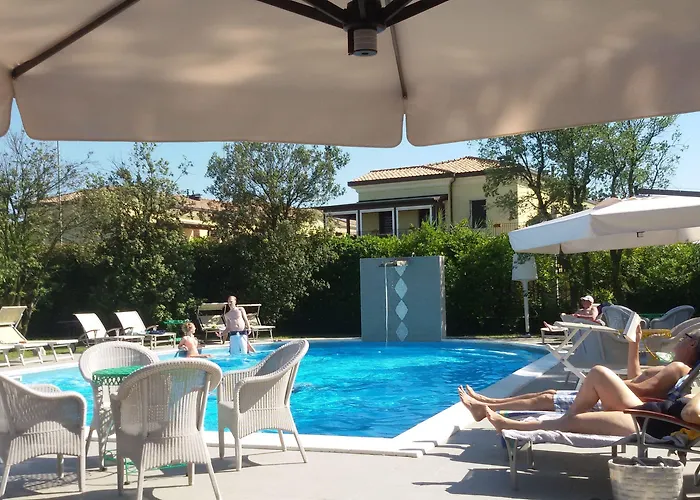 Relais Roncuzzi Hotell
