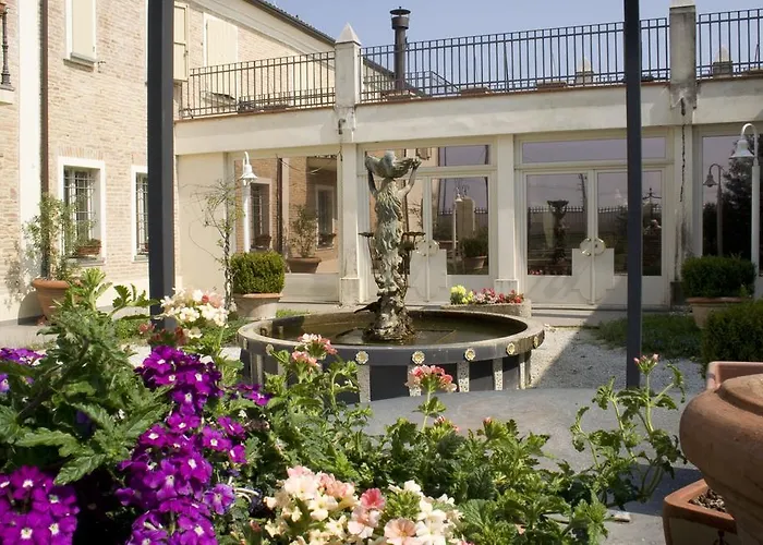 Relais Roncuzzi Отель