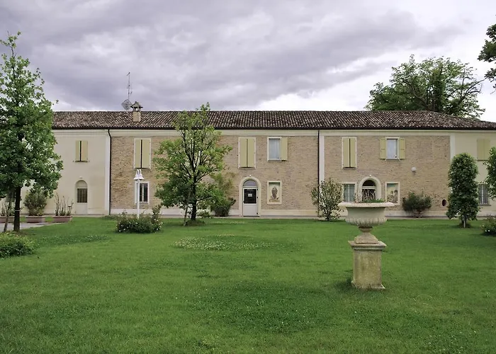 Hotell Relais Roncuzzi San Pancrazio (Florence)