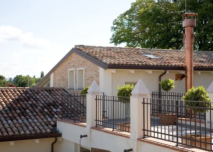 Relais Roncuzzi Hotell San Pancrazio (Florence)