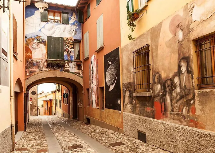 Relais Roncuzzi Hotell San Pancrazio (Florence)