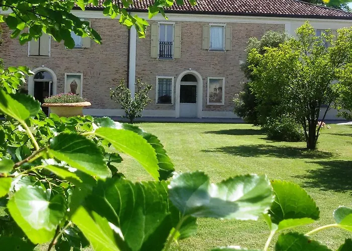 Relais Roncuzzi 4*