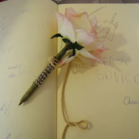 Relais Roncuzzi فندق