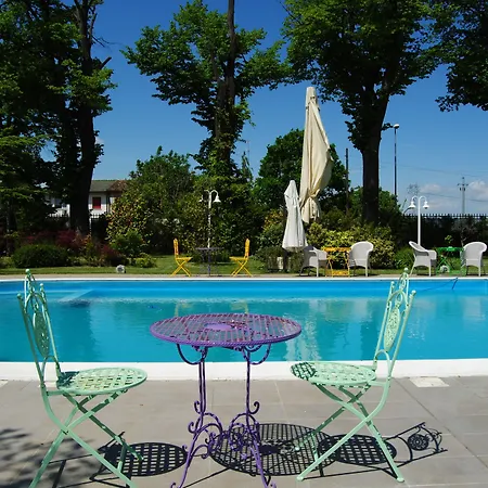 Relais Roncuzzi فندق San Pancrazio (Florence)