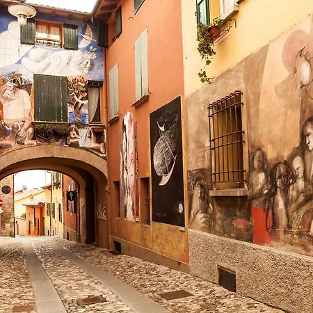 Relais Roncuzzi فندق San Pancrazio (Florence)